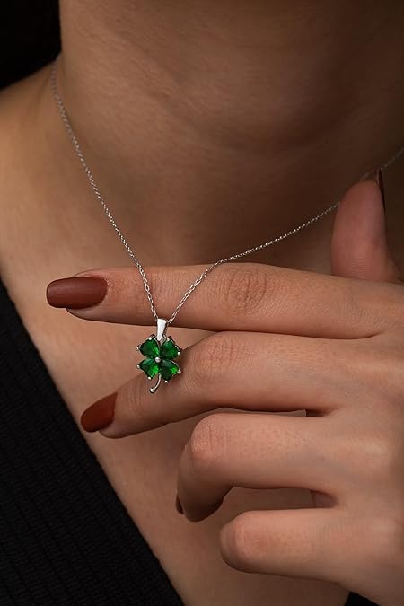 925 Ayar Yeşil Taşlı Yonca Kolye Kadın Gümüş Kolye